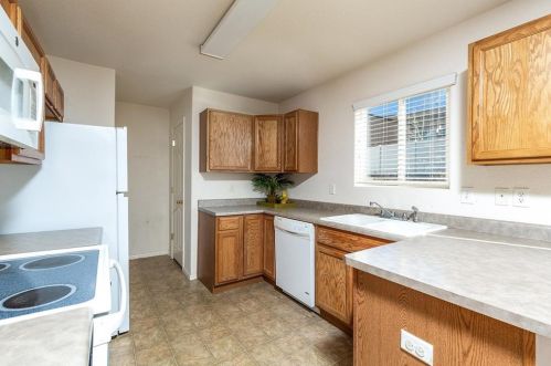 4400 Meadowlark Ln, Pueblo CO  81008-2188 exterior