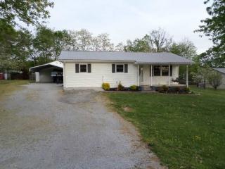 1016 Peck Ln, Dandridge, TN 37725-6306