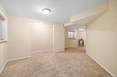 17857 Oxford Pl, Denver CO 80014-5137 exterior