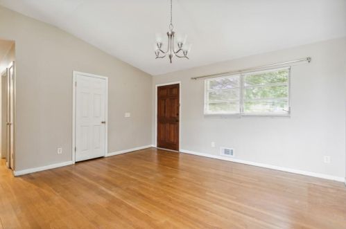 3872 Cherokee Trl, Suwanee, GA 30024-2318