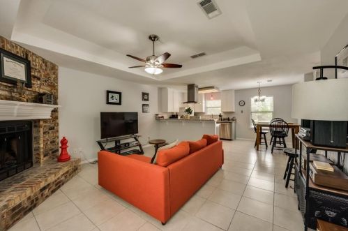 5924 Fair Wind St, Fort Worth TX  76135-2014 exterior