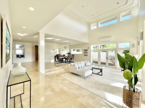 971 Koae St, Honolulu HI  96816-5004 exterior