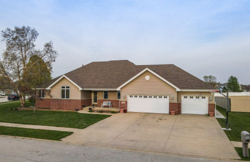 856 White Tail Bnd, Manteno, IL 60950-3723