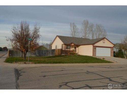 221 Holly St, Milliken, CO 80543-9108