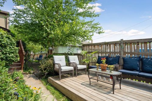 1008 James Ave, Saint Paul MN  55102-3333 exterior