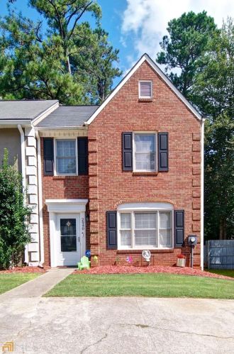 2940 Governors Ct, Marietta, GA 30066-5273