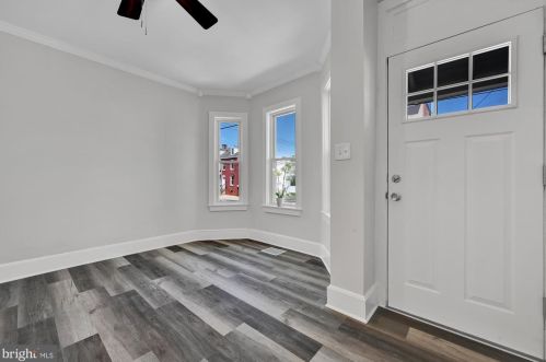 704 Walnut St, Lancaster PA  17602-2435 exterior