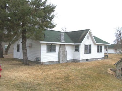 302 3rd Ave, Hewitt, MN 56453-8801