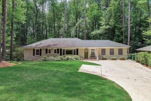 1576 Clairmont Ln, Atlanta, GA 30329-3355