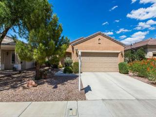 560 Carmel Mesa Dr, Henderson, NV 89012-4589