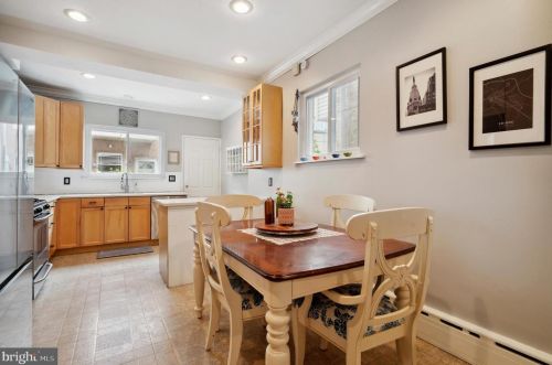 1013 Greenwich St, Philadelphia PA  19147-6320 exterior