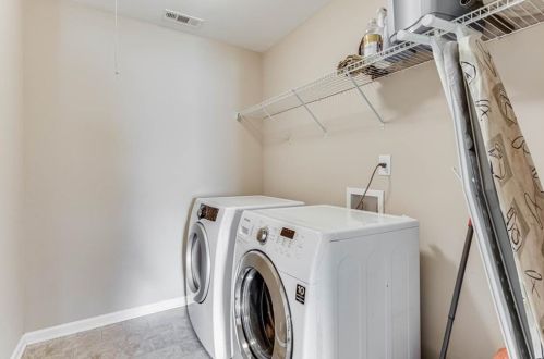 912 Brookmere Ct, Atlanta GA  30349-6866 exterior