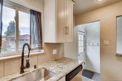 3071 Eudora St, Denver CO  80207-2664 exterior