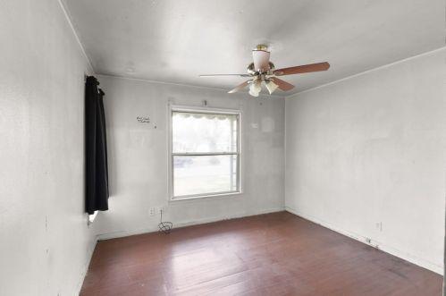 3111 51 St, Dallas TX  75216-7344 exterior