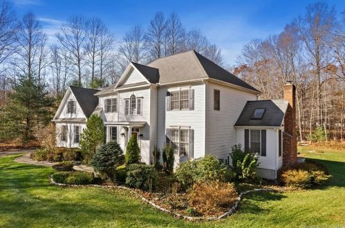 49 Stevens Rd, Deep River, CT 06419-1421