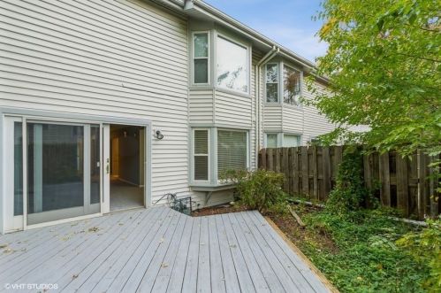 246 Monroe Rd, Lemont IL  60440-2067 exterior