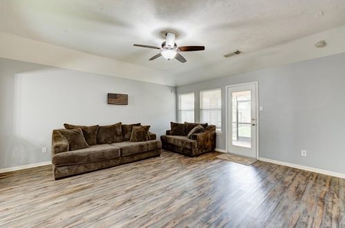 26311 Christen Canyon Ln, Richmond TX 77406-5465 exterior