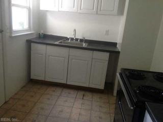 6630 Whitehorn Dr, Norfolk VA  23513-3056 exterior