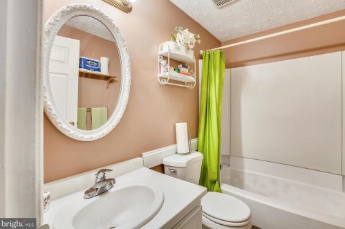 14505 Farmcrest Pl, Silver Spring MD 20905-6009 exterior