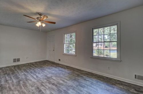 3021 Bretton Dr, Rex GA  30273-2010 exterior