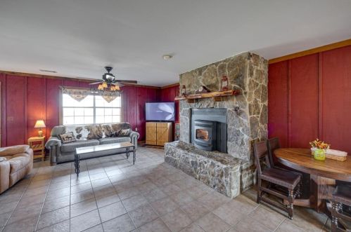 1256 Kentucky Town Rd, Whitewright TX 75491-3502 exterior