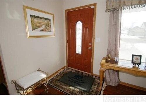 13968 Duluth Ct, Saint Paul MN 55124-9236 exterior