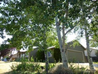 2201 31st St, Eagle Crest, OR 97756-8046