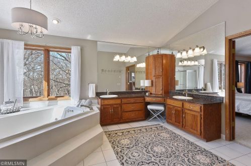 6603 129 St, Saint Paul MN  55124-7966 exterior