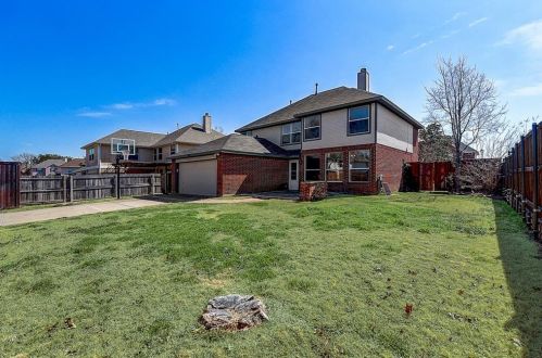 3908 Randall Ln, Carrollton TX 75007-1085 exterior