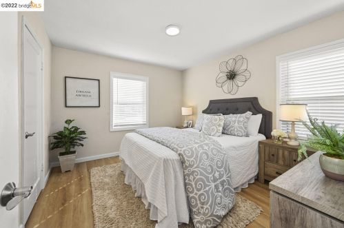 1391 San Carlos Ave, Concord CA  94518-1155 exterior