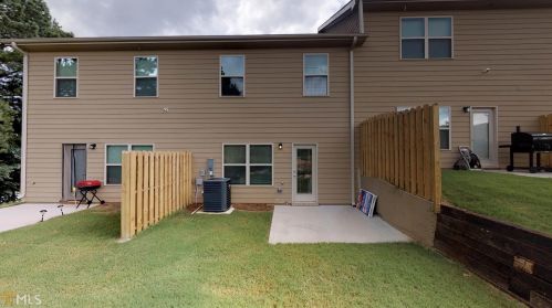 5358 Creekview Ln, Morrow, GA 30260-4215