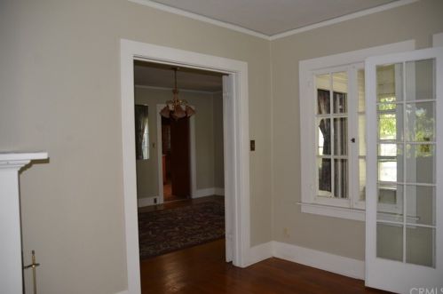 5390 Magnolia Ave, Riverside CA  92506-1250 exterior