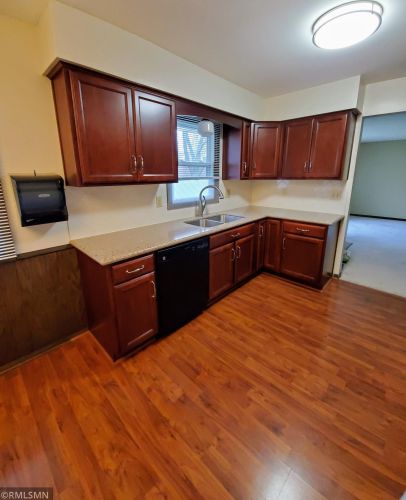 607 Arundel St, Saint Paul MN  55103-1650 exterior