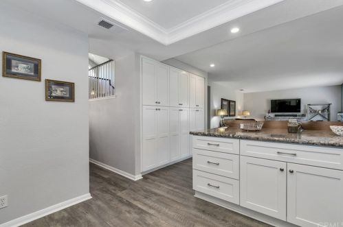 20497 Bloomfield Rd, Riverside CA  92508-2963 exterior