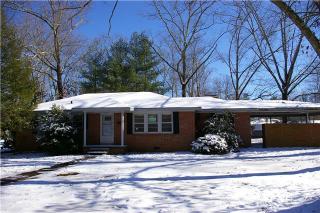 708 Country Club Dr, Tullahoma TN  37388-2523 exterior