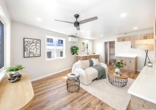 1232 Kalaniiki St, Honolulu HI  96821-1213 exterior