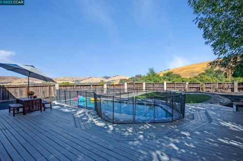 5334 Vista Point Ct, Concord CA  94521-5017 exterior