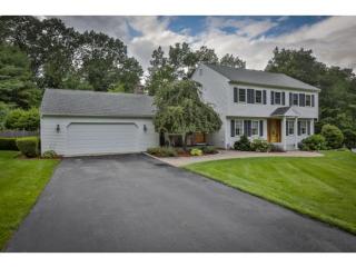 67 Spindlewick Dr, Nashua, NH 03062-4533