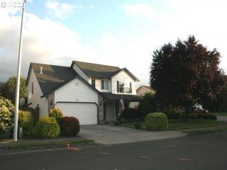 3822 27th Ave, Camas, WA 98607-7519
