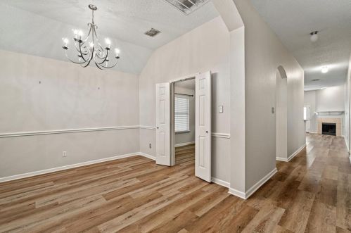 8149 Keechi Creek Ct, Fort Worth TX  76137-6143 exterior