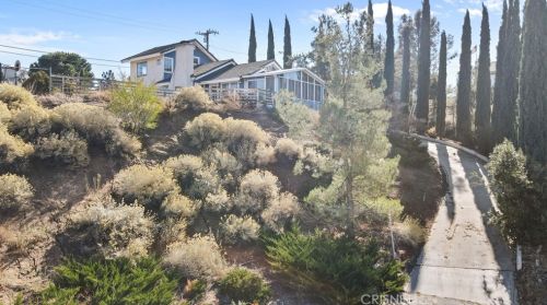 14764 Lakemont Rd, Leona Valley, CA 93532-1322