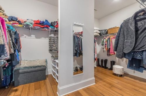 1648 Beacon Hill Blvd, Atlanta GA  30329-2556 exterior