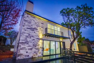 3433 Troy Dr, Los Angeles CA  90068-1435 exterior