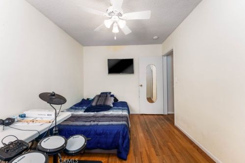 3637 1st Ave, Glendale CA  91214-2429 exterior