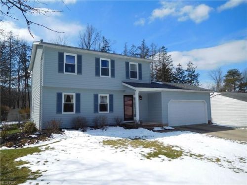 19126 Windward Way, Cleveland, OH 44136-7129