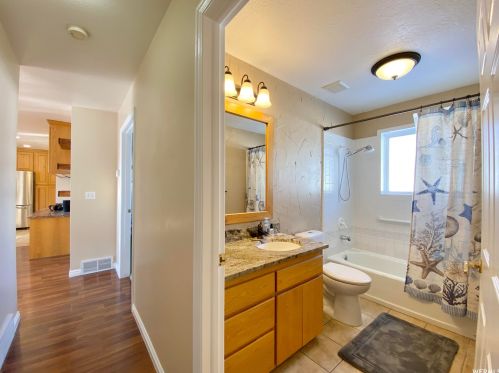 381 400, Smithfield UT 84335-1349 exterior