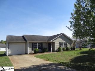 4 Snowbird Ln, Greenville, SC 29605-3464