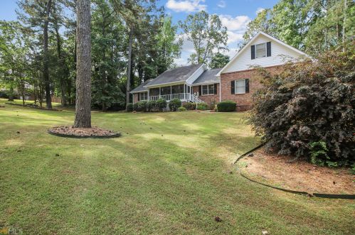 115 Meredith Way, Stockbridge GA  30281-6025 exterior