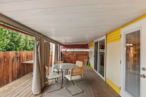 44 Black Hawk St, Palm Springs, CA 92264-7807