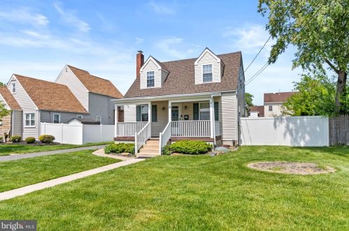 9 Whitman Ave, Stratford, NJ 08084-1005